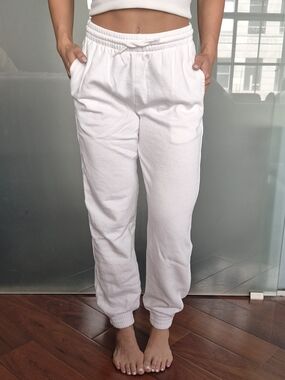 H&M White High-Waisted Cuffed Sweatpants | Size XXS